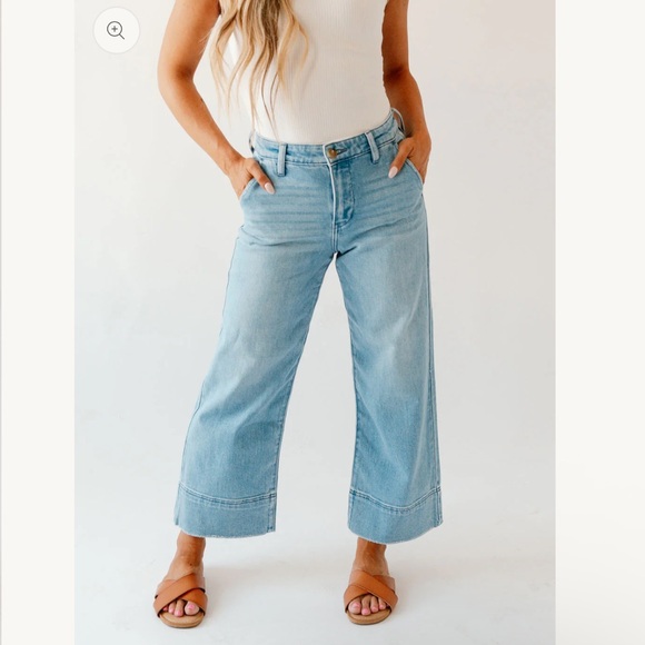 KanCan Wide Leg High Rise Cropped Jeans Size 29 - Picture 9 of 9